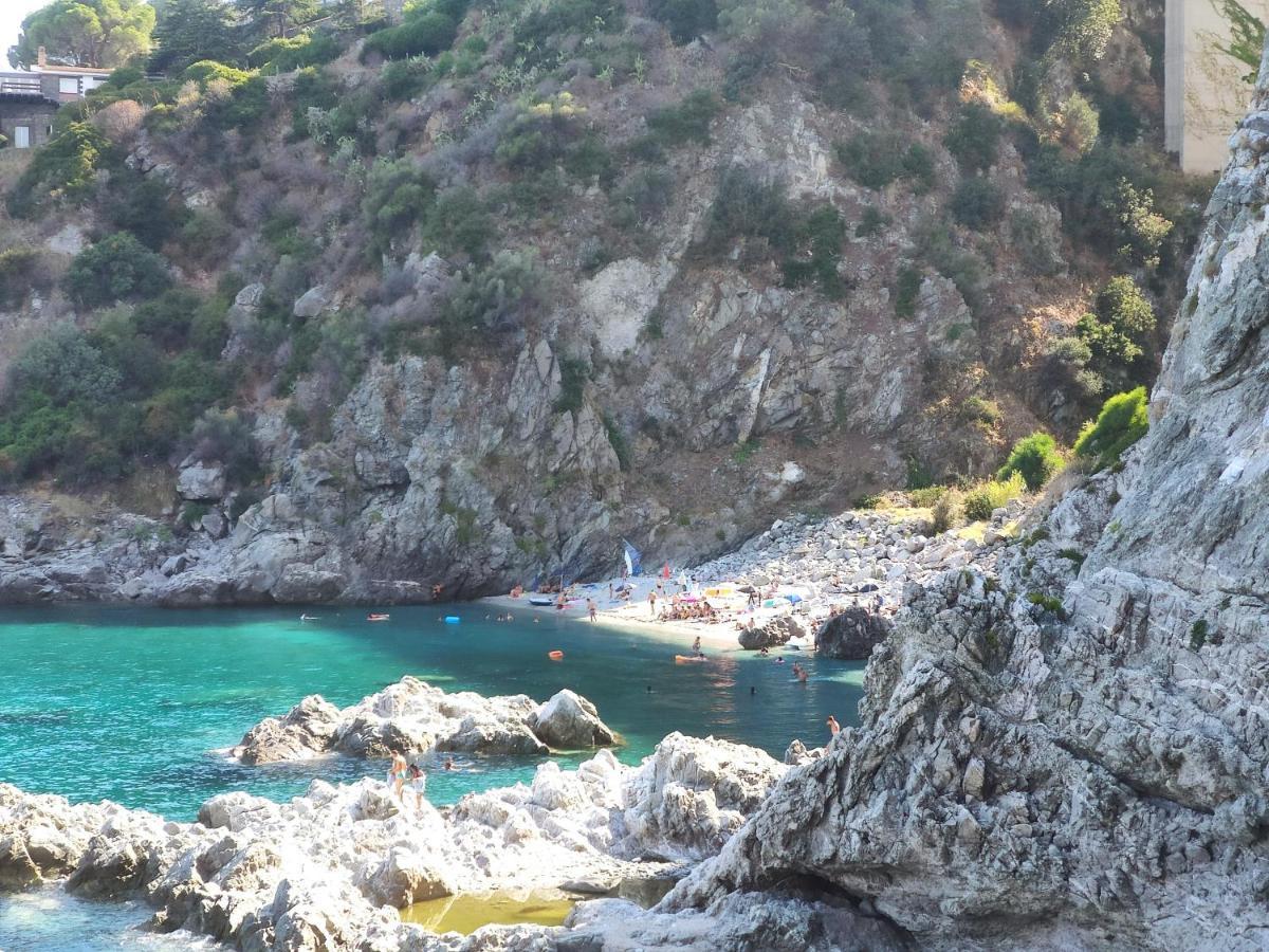 Appartamento Affaccio Sul Mare, Baia Di كوبانيلو المظهر الخارجي الصورة